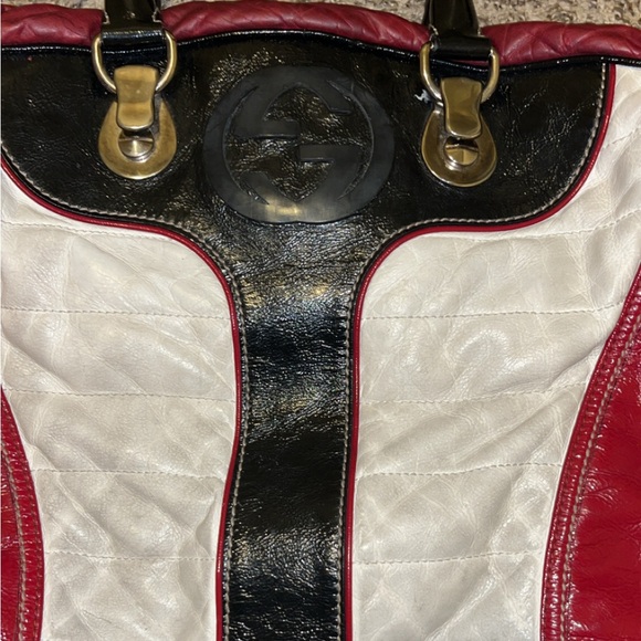 Used GUCCI OVER NIGHT CARRY ON BAG . - Picture 13 of 16